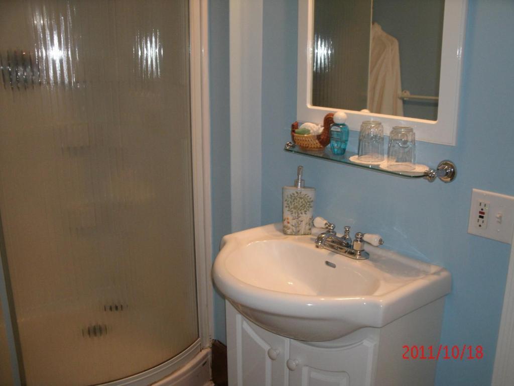 Ici Et Maintenant Bed and Breakfast Magog Rum bild